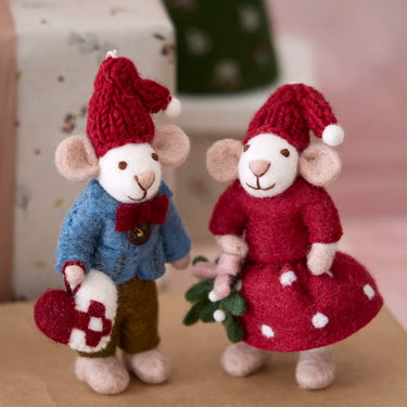 Small White Girly Mouse with Mistletoe