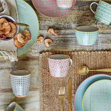 Carla Mug - Grid Blue